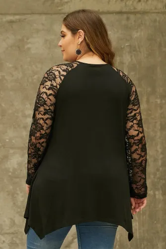 Black Plus Size Lace Yoke Stitching Asymmetic Hemline Top