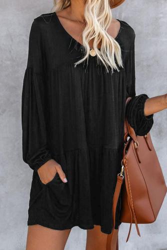 Black Wanderlust Pocketed Tiered Tunic