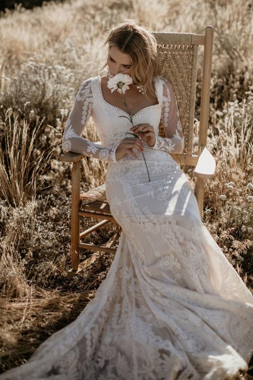 White Open Back Lace Wedding Dress