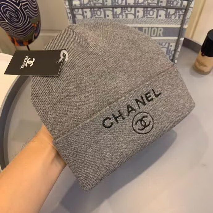 20冬季最新专柜款-Chanel针织羊毛毛线帽，定制羊毛，帅气朋克风。超酷时尚街头风！