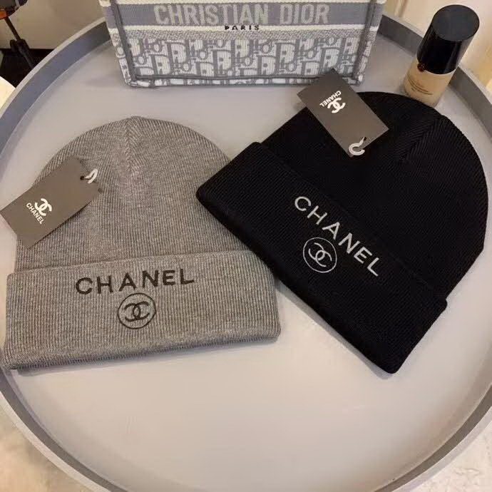 20冬季最新专柜款-Chanel针织羊毛毛线帽，定制羊毛，帅气朋克风。超酷时尚街头风！