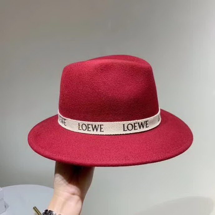 20冬季最新专柜款-罗意威LOEWE新款礼帽，百分百羊毛面料,凹凸有致帽型，2020官方新款，女神必备