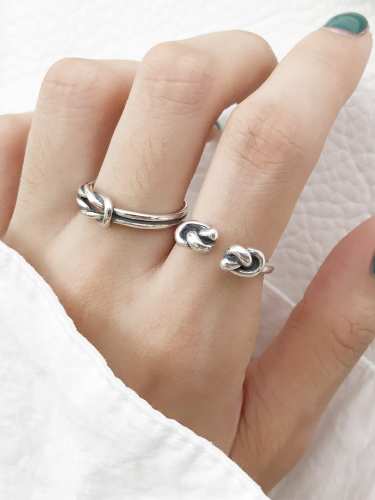 925 Sterling Silver Vintage  Bold Double Knot Free Size Midi Ring
