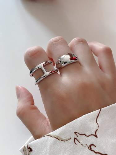 925 Sterling Silver Irregular Vintage Band Ring