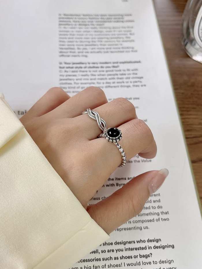 925 Sterling Silver Triangle Vintage Band Ring