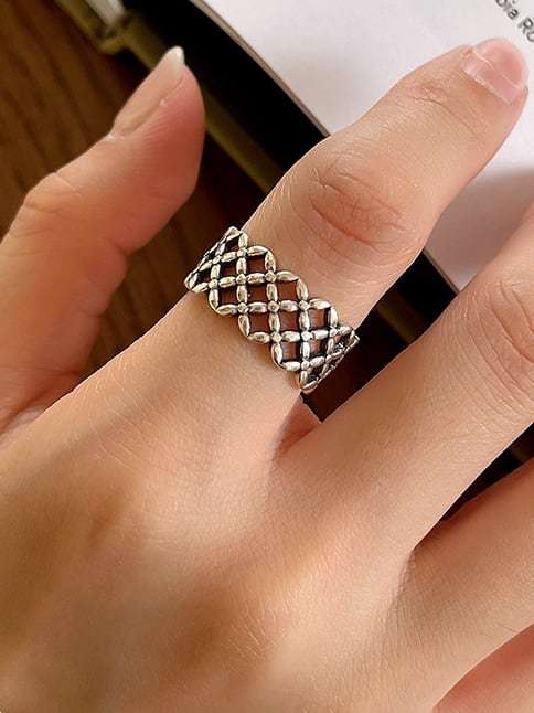 925 Sterling Silver Hollow Cross Vintage Band Ring