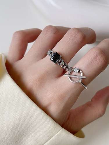 925 Sterling Silver  Hollow Irregular Vintage Band Ring