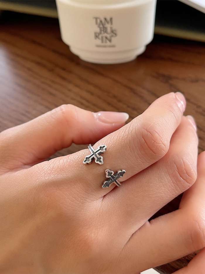 925 Sterling Silver Cross Vintage Band Ring