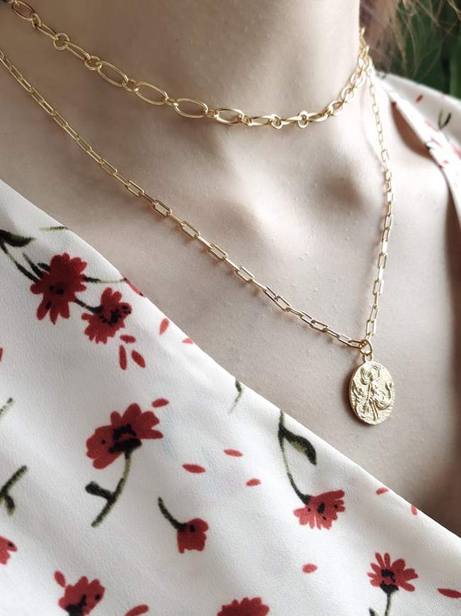 925 Sterling Silver Vintage round brand Necklace