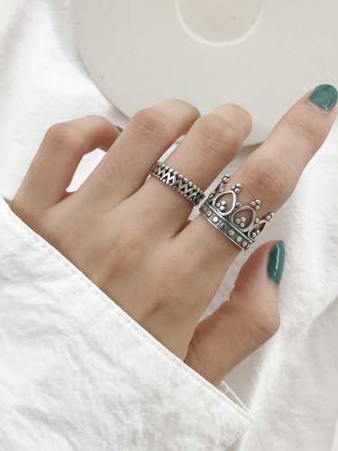 925 Sterling Silver Twist WW  Vintage Free Size Band Ring
