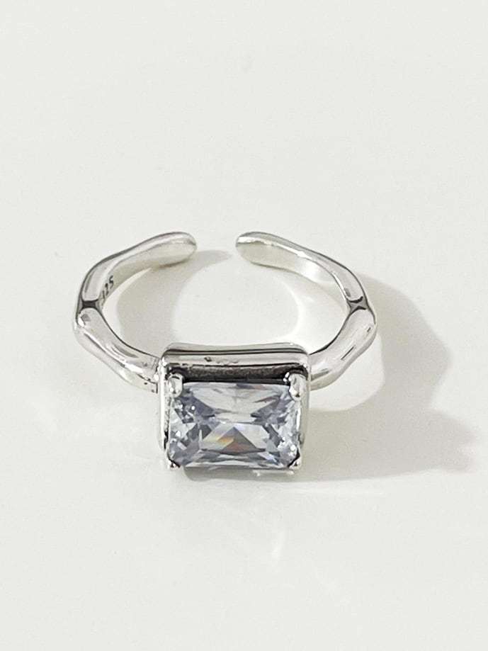 925 Sterling Silver Glass Stone Geometric Vintage Band Ring