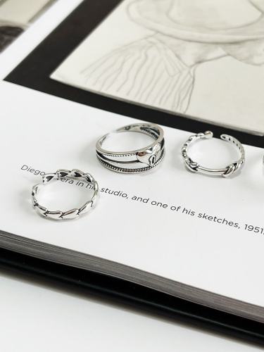925 Sterling Silver Irregular Vintage Band Ring