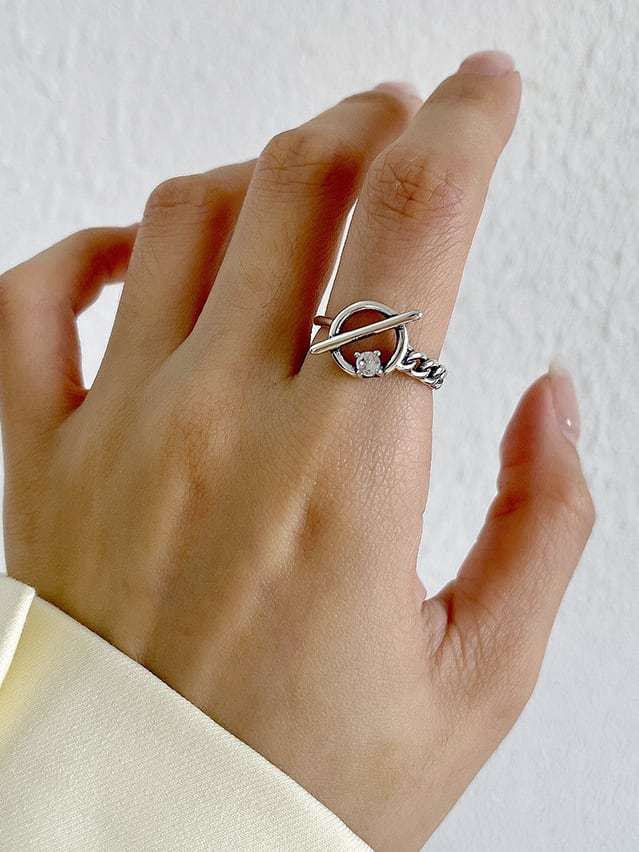 925 Sterling Silver  Hollow Irregular Vintage Band Ring