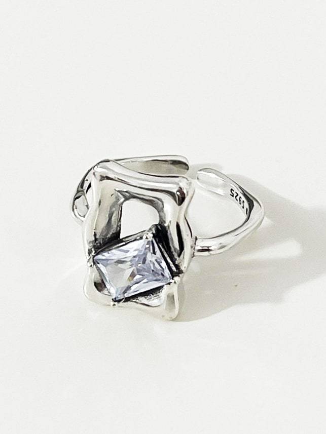 925 Sterling Silver Glass Stone Geometric Vintage Band Ring