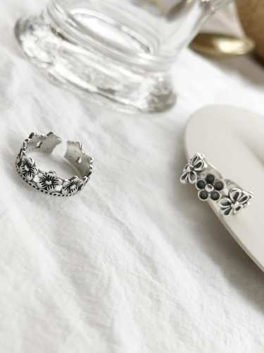 925 Sterling Silver Chrysanthemum Flower Vintage  Free Size Midi Ring