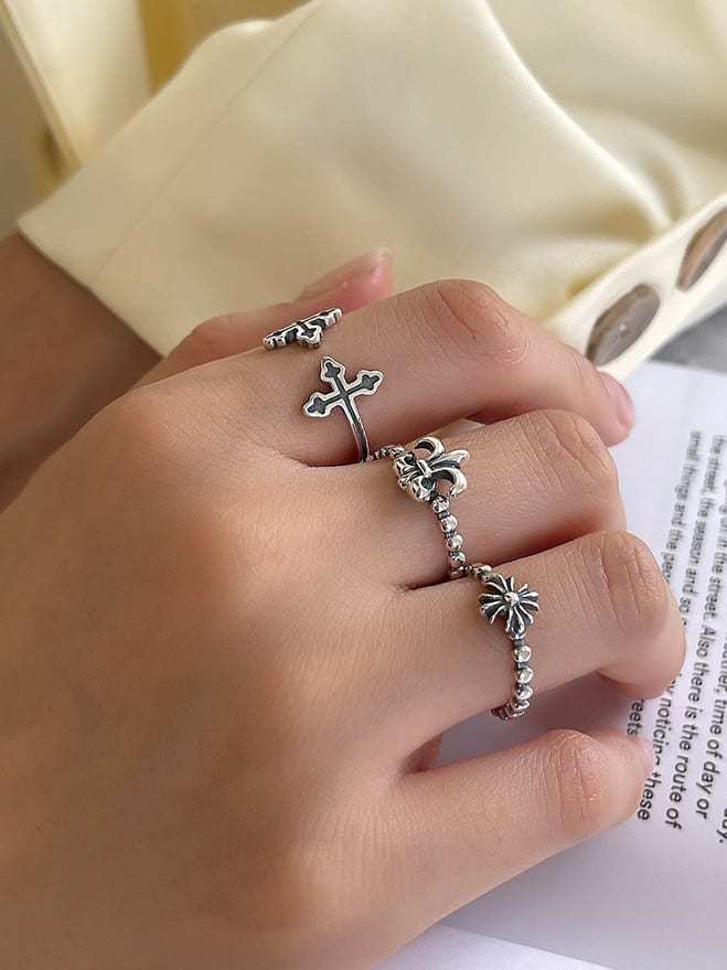 925 Sterling Silver Cross Vintage Band Ring