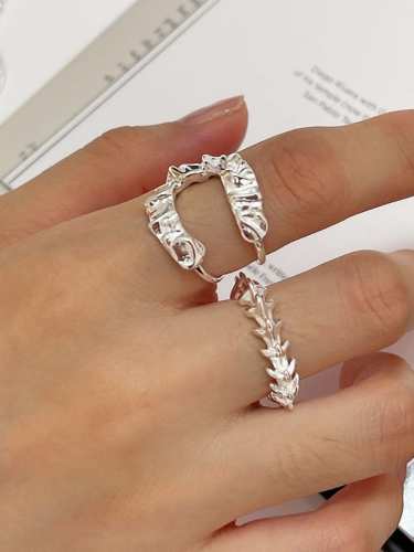 925 Sterling Silver Irregular Vintage Band Ring
