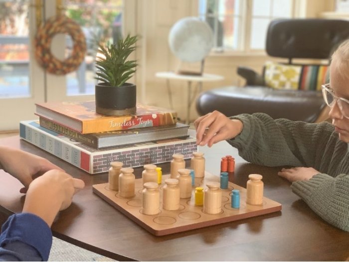 Kloak: The Under Cover Strategy Game