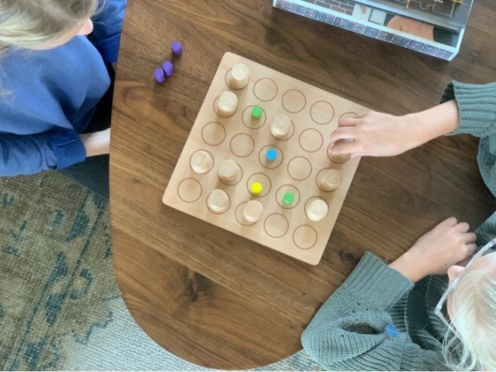 Kloak: The Under Cover Strategy Game