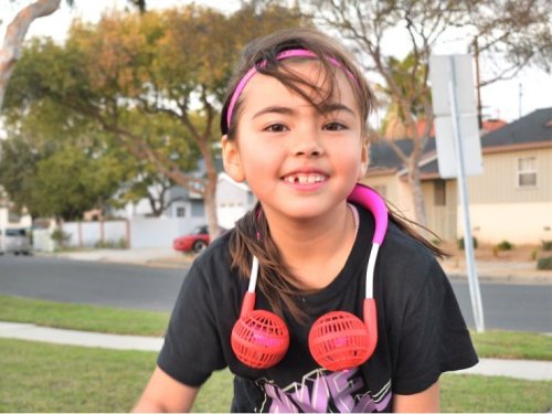Kid' Wearable Hands Free Fan