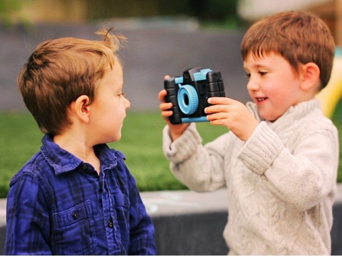 Smartphone Enabled Kids' Camera