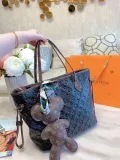 LOUIS VUITTON  LB5122005030077  size: 32cm