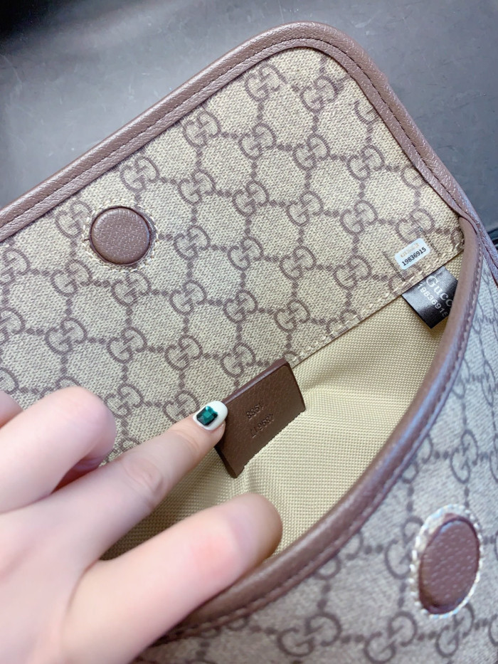 GUCCI  LB0312005030026  size: 24x17cm