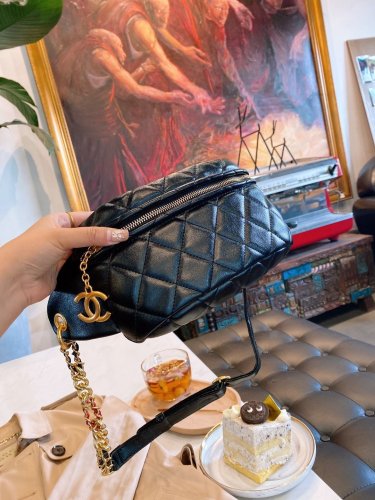 CHANEL  LB5412005020136  size: 23x7x12