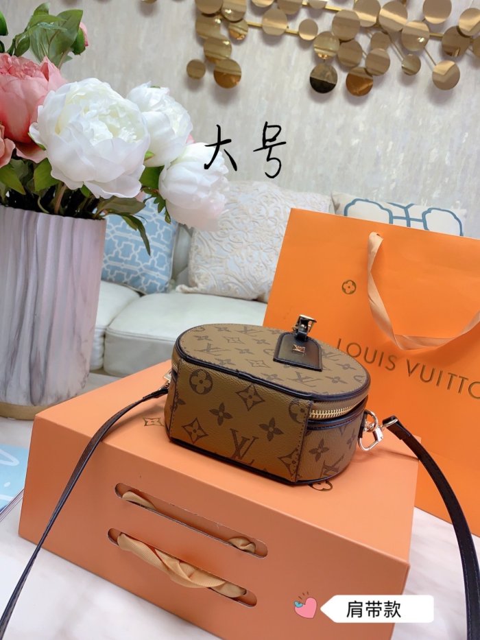 LOUIS VUITTON  LB0412005030012  size: 17x15cm\13x12cm