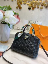LOUIS VUITTON  LB5122005030029  size: 25cm