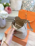 LOUIS VUITTON  LB5912005030034  size: 20cm