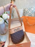 LOUIS VUITTON  LB0712005030059  size: 20cm