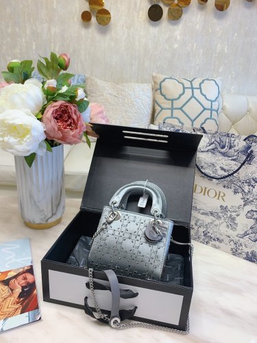 DIOR  LB5812005030038  size: 17cm