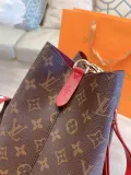 LOUIS VUITTON  LB0812005030072  size: 26x22x27cm