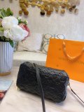 LOUIS VUITTON  LB5122005030029  size: 25cm