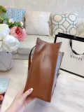 GUCCI  LB5512005030047  size: 34x26cm