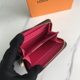 LOUIS VUITTON  LB582005030001  size: 11x6x2cm