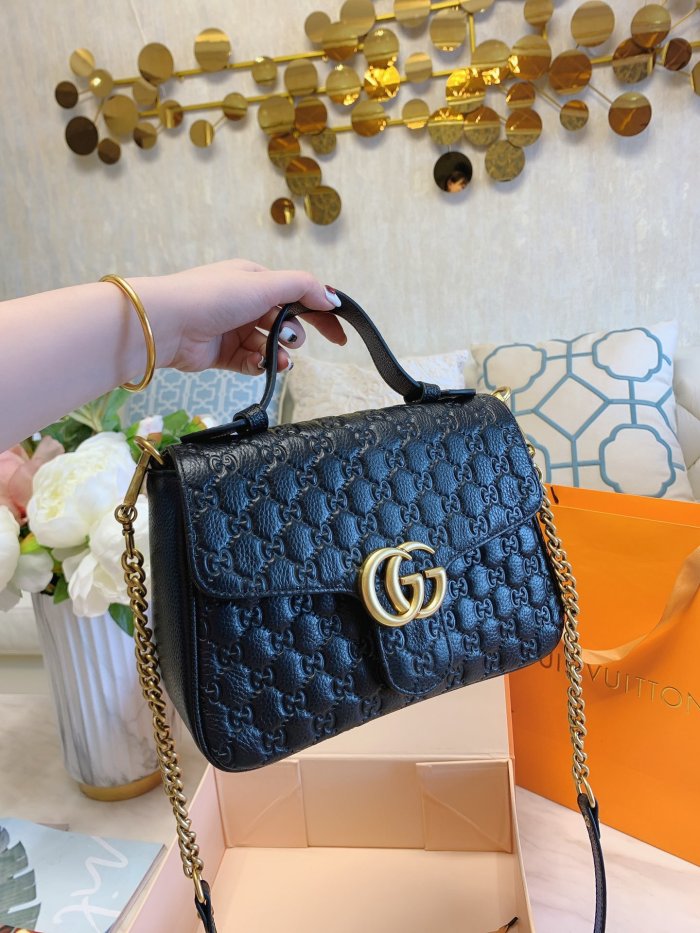 GUCCI  LB0122005030030  size: 26cm
