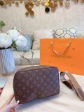 LOUIS VUITTON  LB0812005030073  size: 26x22x27cm