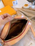 LOUIS VUITTON  LB0412005020148  size: 23x5x19cm