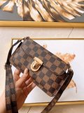 LOUIS VUITTON  LB0012005020115  size: 18cm