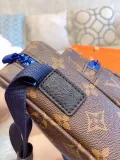 LOUIS VUITTON  LB5612005030068  size: 27cm