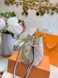 LOUIS VUITTON  LB5912005030034  size: 20cm