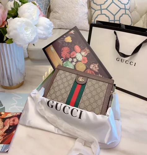 GUCCI  LB5712005030081  size: 30x20