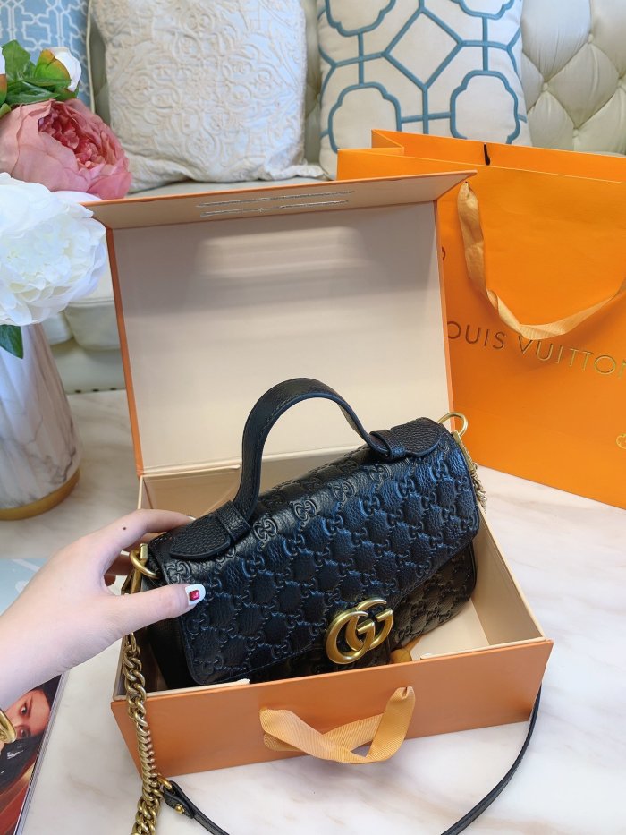 GUCCI  LB0122005030030  size: 26cm