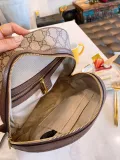 GUCCI  LB5612005020122  size: 30x23cm