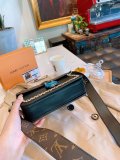 LOUIS VUITTON  LB0612005020151  size: 21x14cm