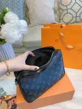 LOUIS VUITTON  LB5612005030067  size: 28cm