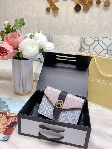 MICHAEL KORS  LB5612005030007  size: 20cm