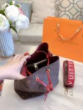 LOUIS VUITTON  LB0812005030072  size: 26x22x27cm